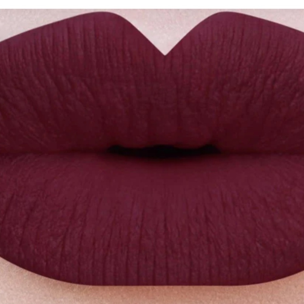 Beauty creations Deep romance